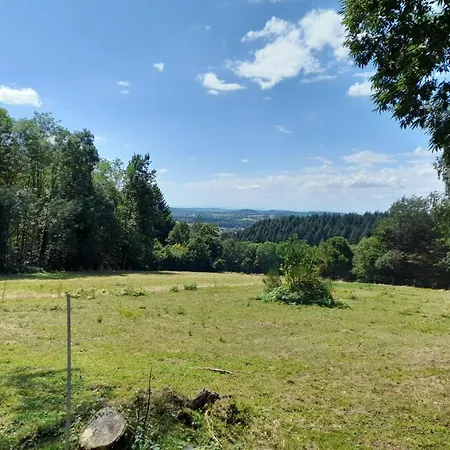 Ecrin De Verdure Pour Couple Avec Parking - Fr-1-489-447 * Châtel-Montagne